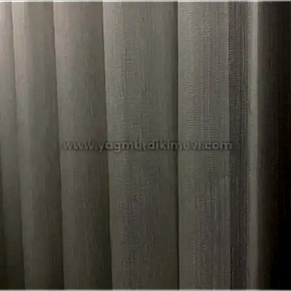 alt="Simli Bambu Tül Perde - Doğal Bambu Dokulu ve Sim Detaylı Tül Perde Modeli"