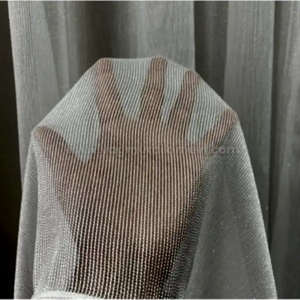 Simli çelik iplikli tül perde – tok duruşlu, modern ve ışıltılı model