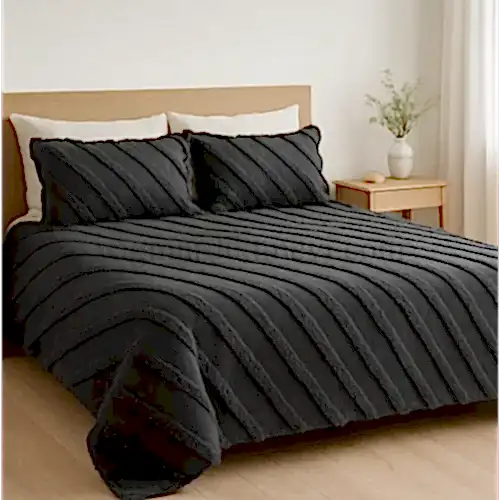 Çarpraz Çizgili Antrasit Gri Renk Püsküllü Yatak Örtüsü Seti – Ultra Konfor & Özel Tasarım