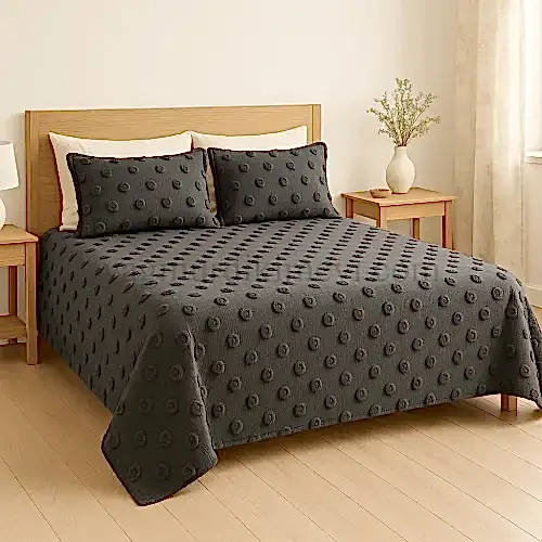 Baloncuk Desen Gri Renk Püsküllü Yatak Örtüsü Seti – Ultra Konfor & Özel Tasarım