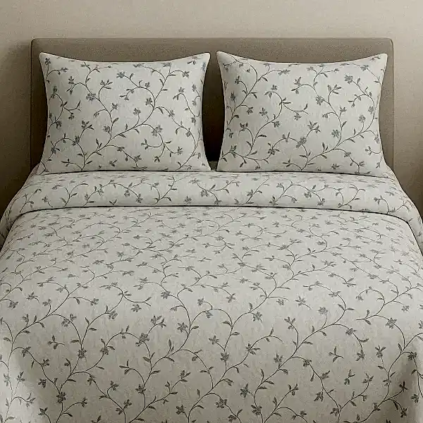 Zafir Pamuklu Nevresim Takımı - Çiçek Desenli Turkuaz Zafir çiçekli pamuk nevresim takımı turkuaz desenli - Yağmur Dikim Evi