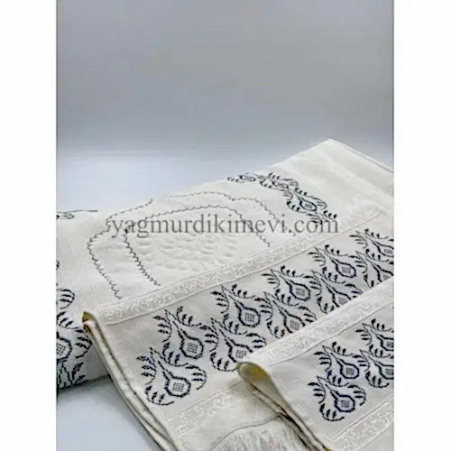 Kanaviçe İşlemeli Seccade Takımı (3’lü Set)