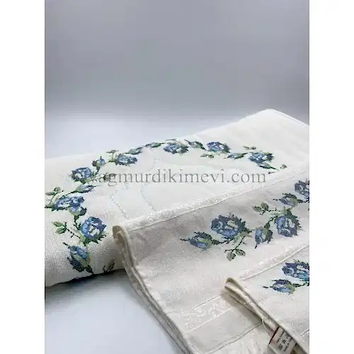 Kanaviçe İşlemeli Seccade Takımı (3’lü Set)