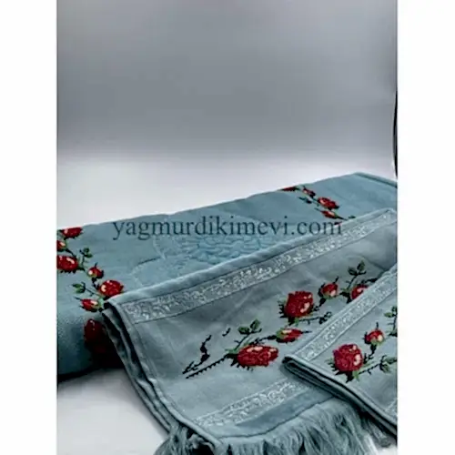 Kanaviçe İşlemeli Seccade Takımı (3’lü Set)