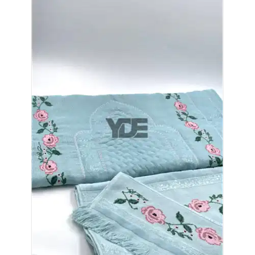 Kanaviçe İşlemeli Seccade Takımı (3’lü Set)